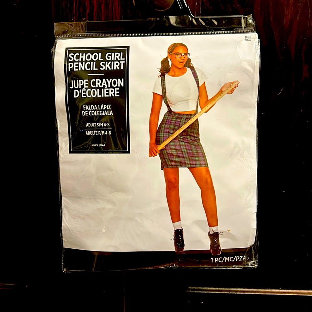 Party city schoolgirl, pencil skirt adult small size 4 - 8 New